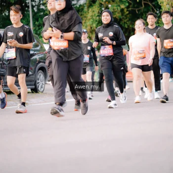 Runner Photo 4165796
