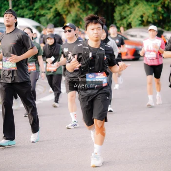 Runner Photo 4165805