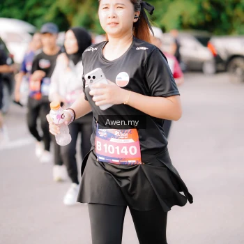 Runner Photo 4165808