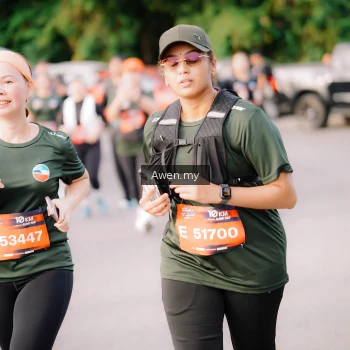 Runner Photo 4165815