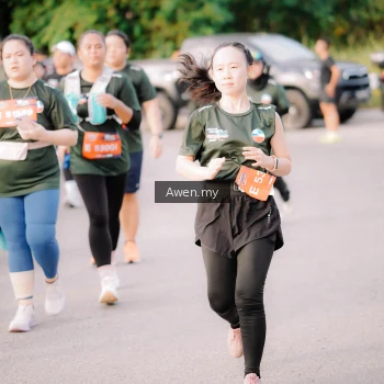 Runner Photo 4165820
