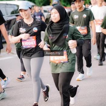 Runner Photo 4165828