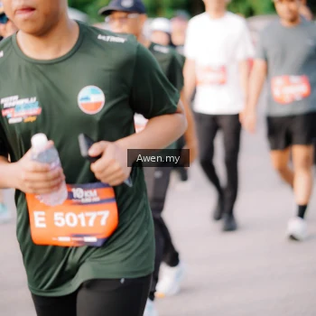 Runner Photo 4165829