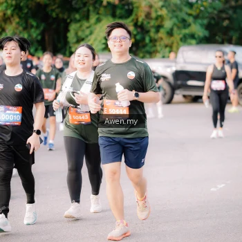 Runner Photo 4165841