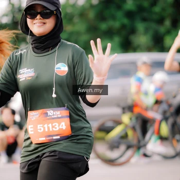 Runner Photo 4165850