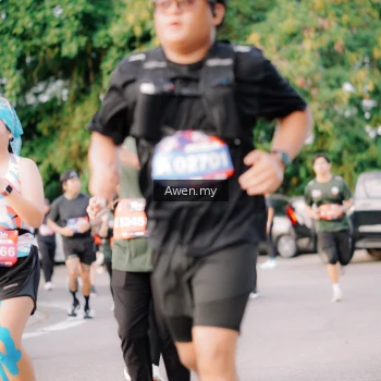 Runner Photo 4165859