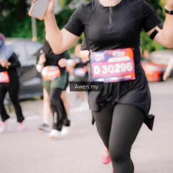 Runner Photo 4165871
