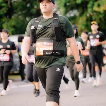 Runner Photo 4165876