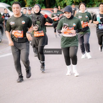 Runner Photo 4165910