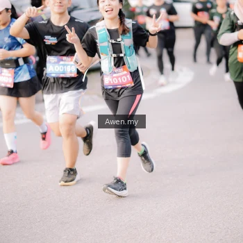 Runner Photo 4165918