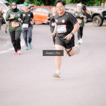 Runner Photo 4165920