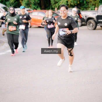 Runner Photo 4165924