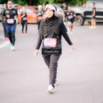 Runner Photo 4165930