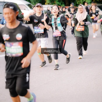 Runner Photo 4165931