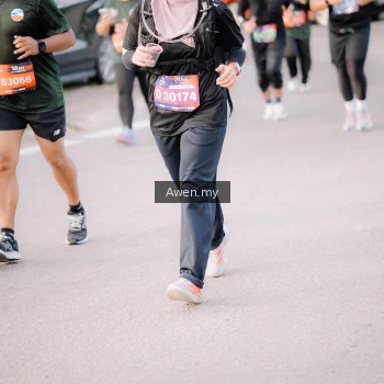 Runner Photo 4165934