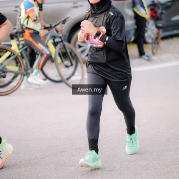 Runner Photo 4165942
