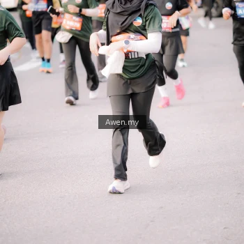 Runner Photo 4165947