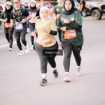 Runner Photo 4165948
