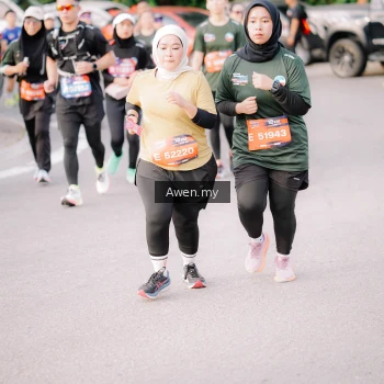Runner Photo 4165949