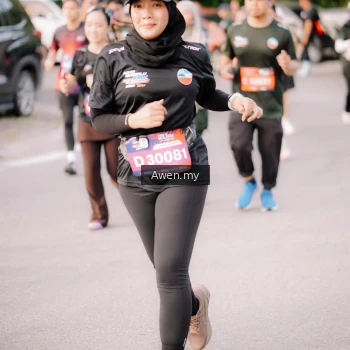 Runner Photo 4165958
