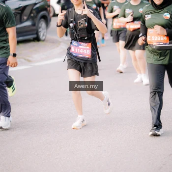 Runner Photo 4165959