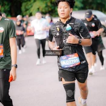 Runner Photo 4165962