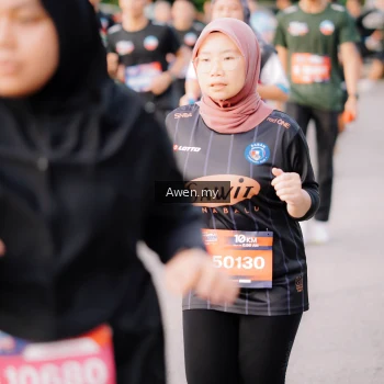 Runner Photo 4165963