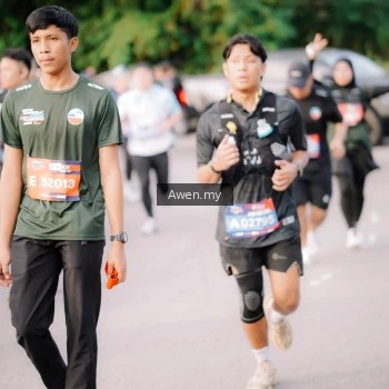 Runner Photo 4165968