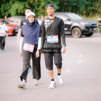 Runner Photo 4165973