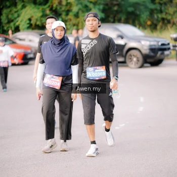 Runner Photo 4165976