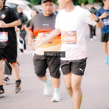 Runner Photo 4165981