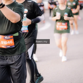 Runner Photo 4165998