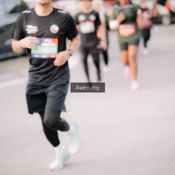 Runner Photo 4166000