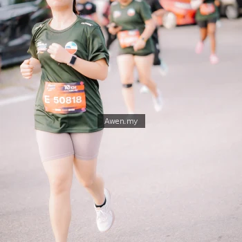 Runner Photo 4166003