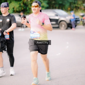 Runner Photo 4166025