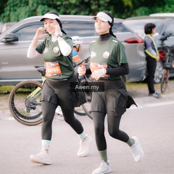 Runner Photo 4166036