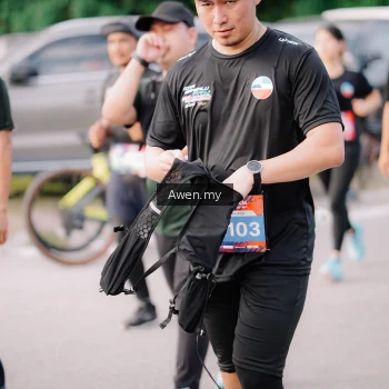 Runner Photo 4166043
