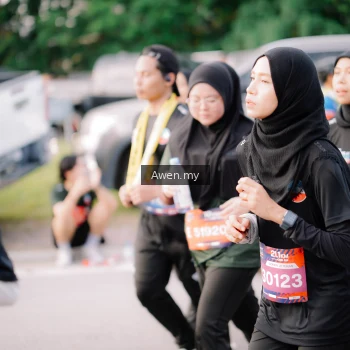 Runner Photo 4166057