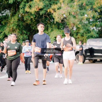 Runner Photo 4166063