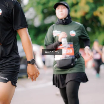 Runner Photo 4166078