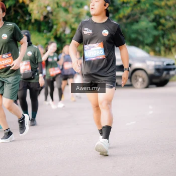 Runner Photo 4166080
