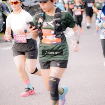 Runner Photo 4166083