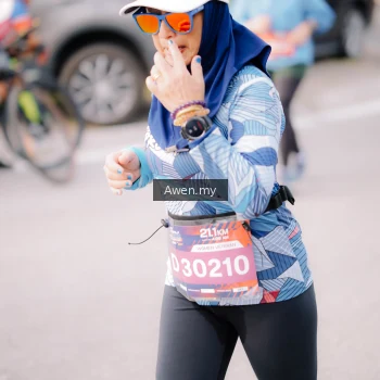 Runner Photo 4166089