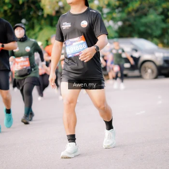Runner Photo 4166090