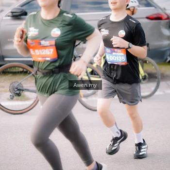 Runner Photo 4166102