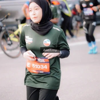 Runner Photo 4166112