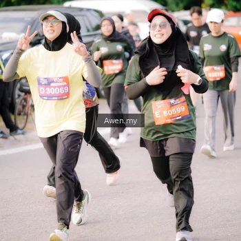 Runner Photo 4166134
