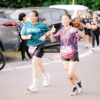 Runner Photo 4166140
