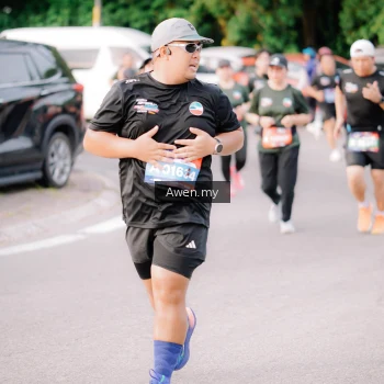 Runner Photo 4166187