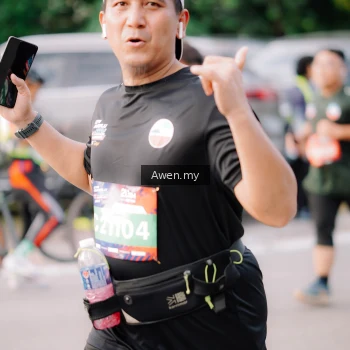 Runner Photo 4166195